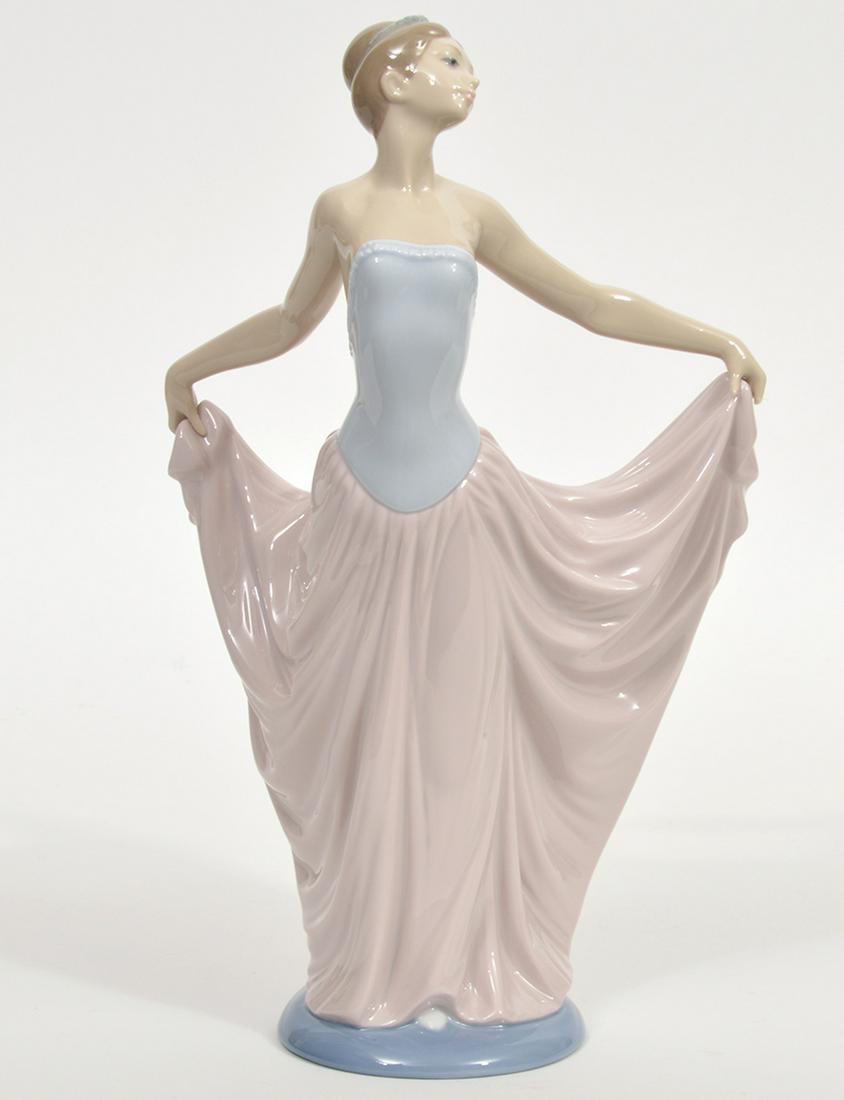 Lladro Porcelain Figure (1 of 6)
