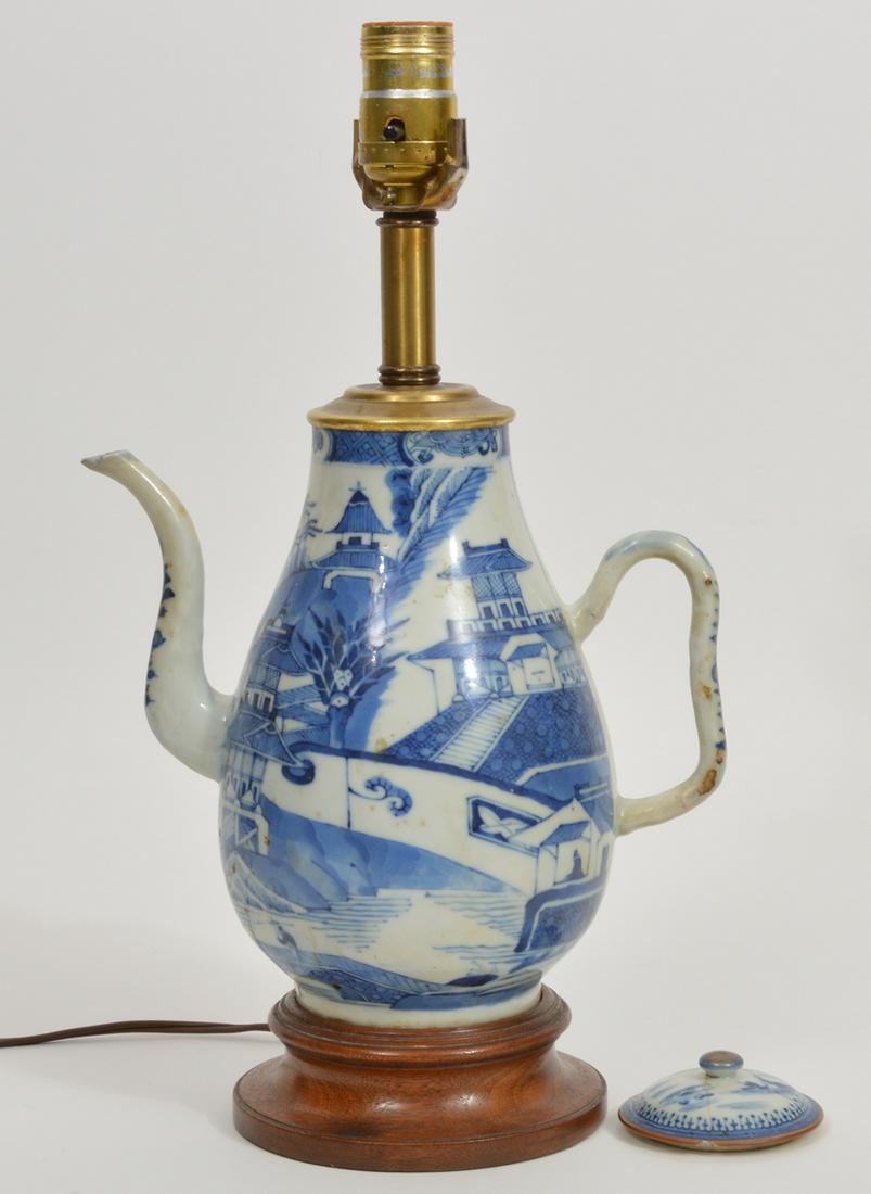 Chinese Blue White Porcelain Teapot Lamp (1 of 13)