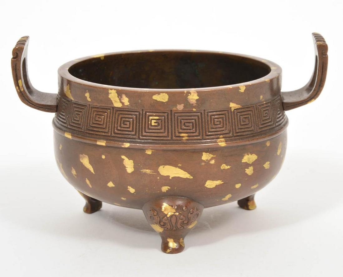 Chinese Bronze Censer Signed (1 of 8)