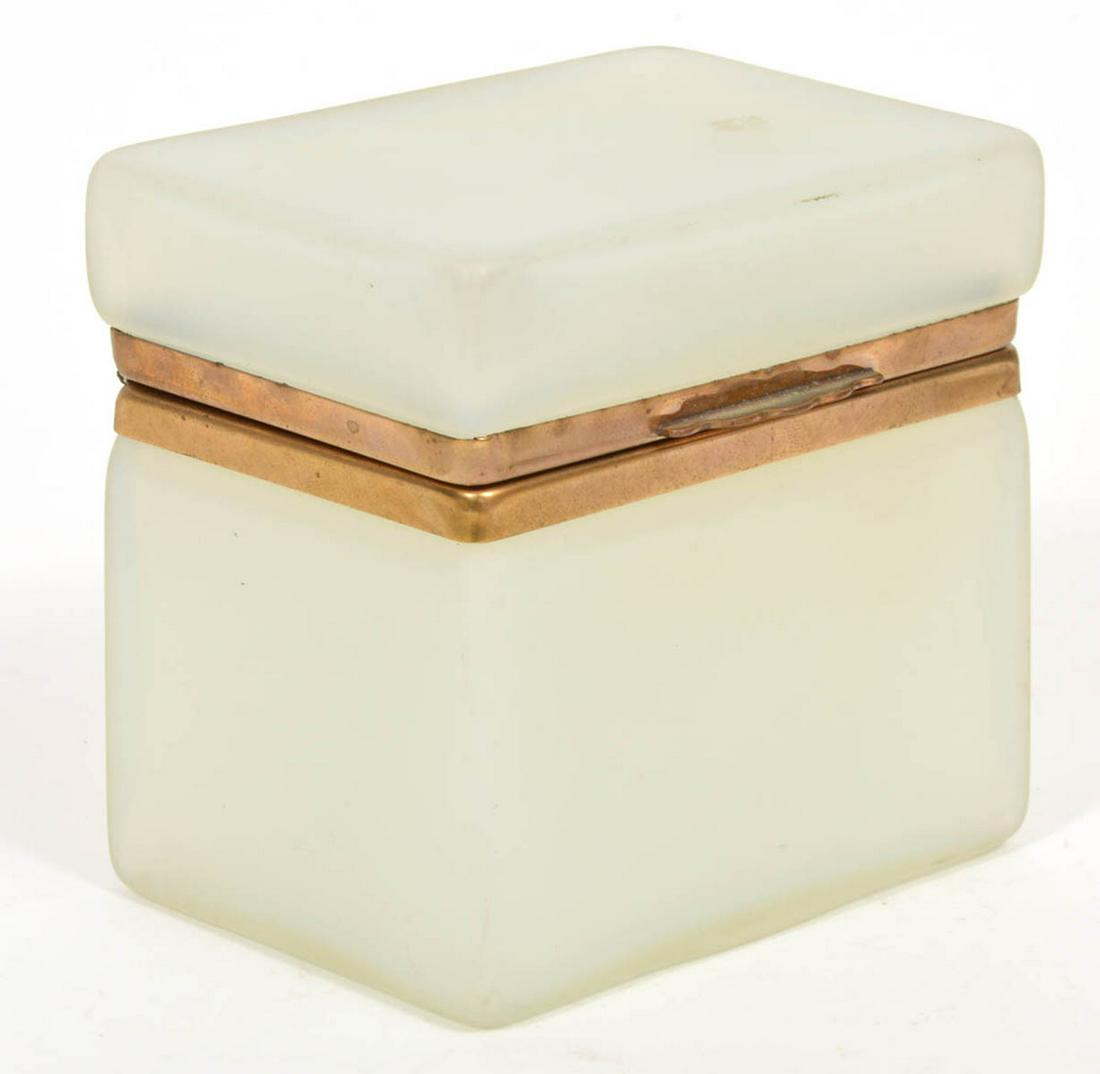 Murano Frosted Glass Hinged Box (1 of 6)
