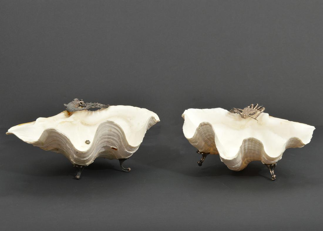 2 Clam Shells with Silver Feet & Accents (1 of 8)