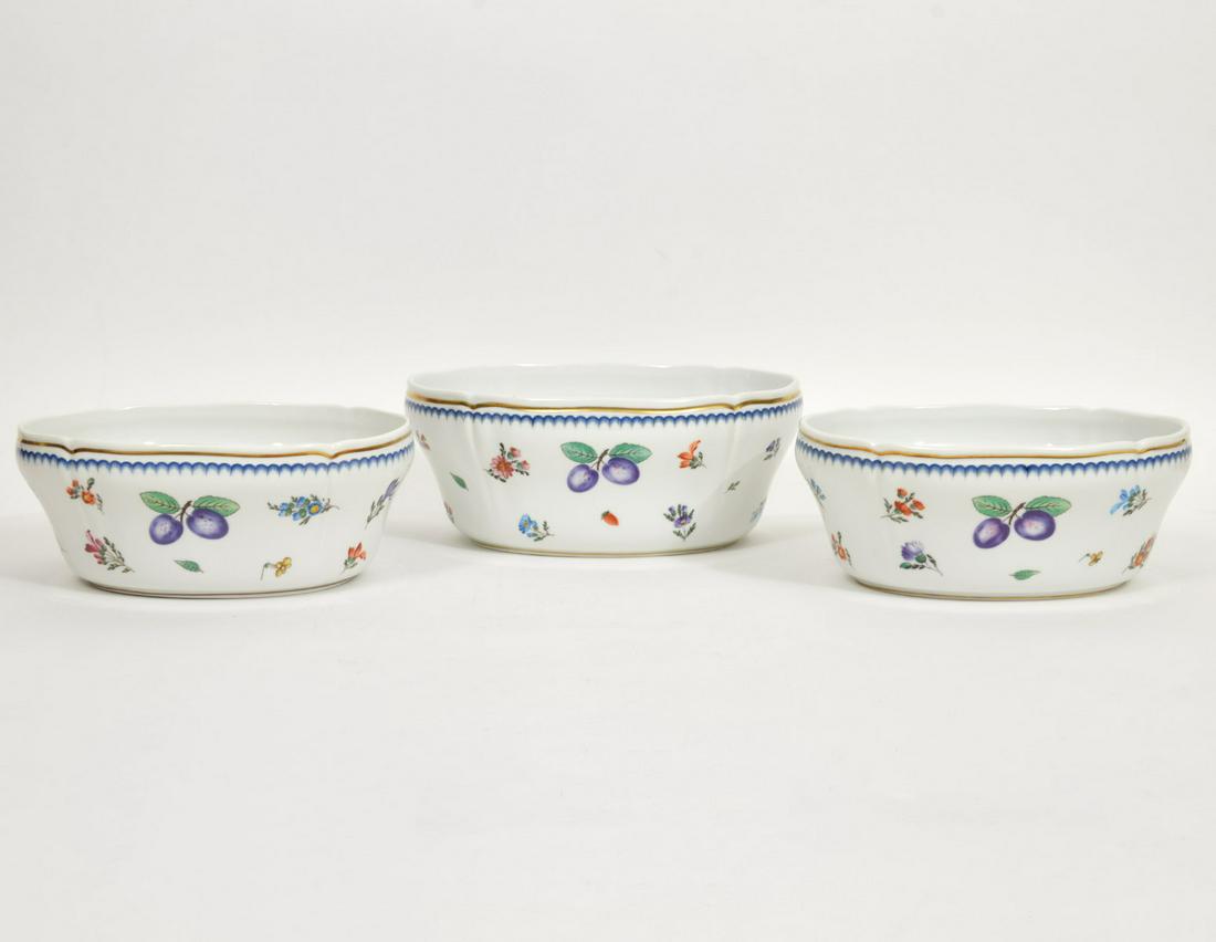 3 Richard Ginori Porcelain Vegetable Bowls (1 of 9)