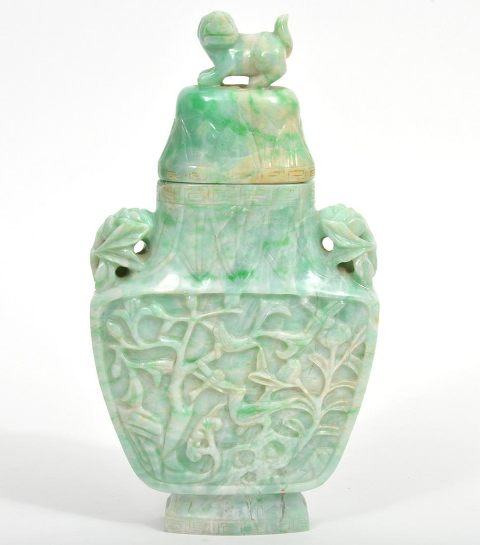 Chinese Carved Jade Urn with Foo-Dog Finial (1 of 11)