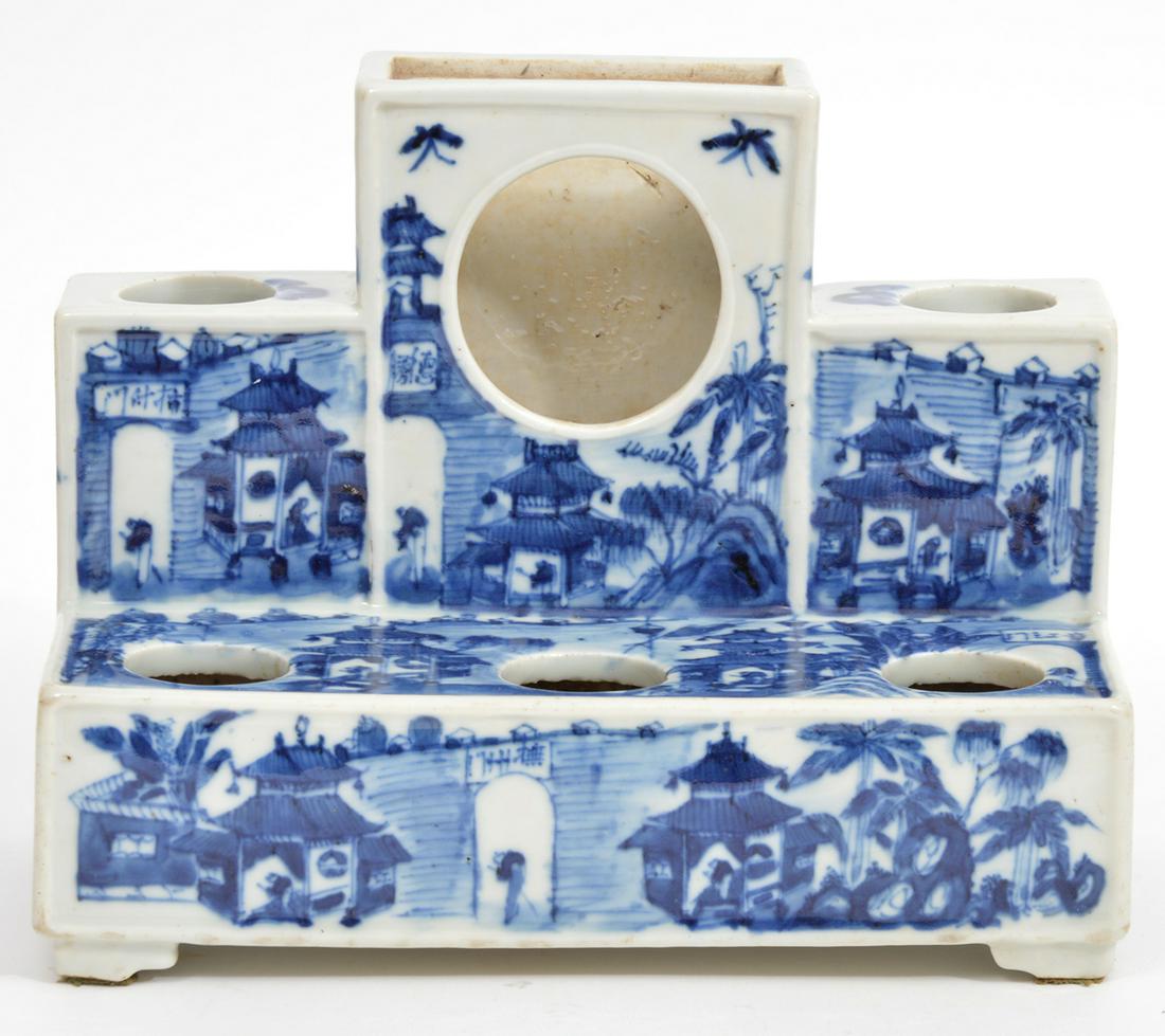 Chinese Blue White Porcelain Inkwell Brush Holder (1 of 7)