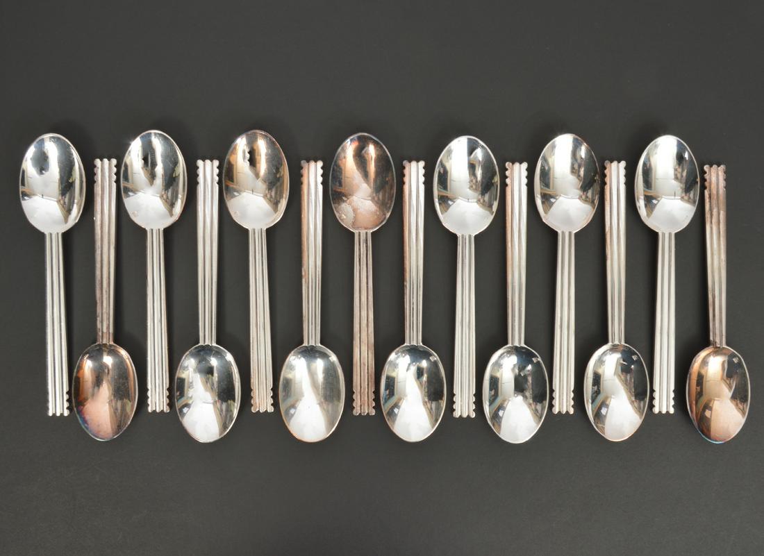 14 Puiforcat 'Nantes' Silverplate Dinner Spoons (1 of 4)