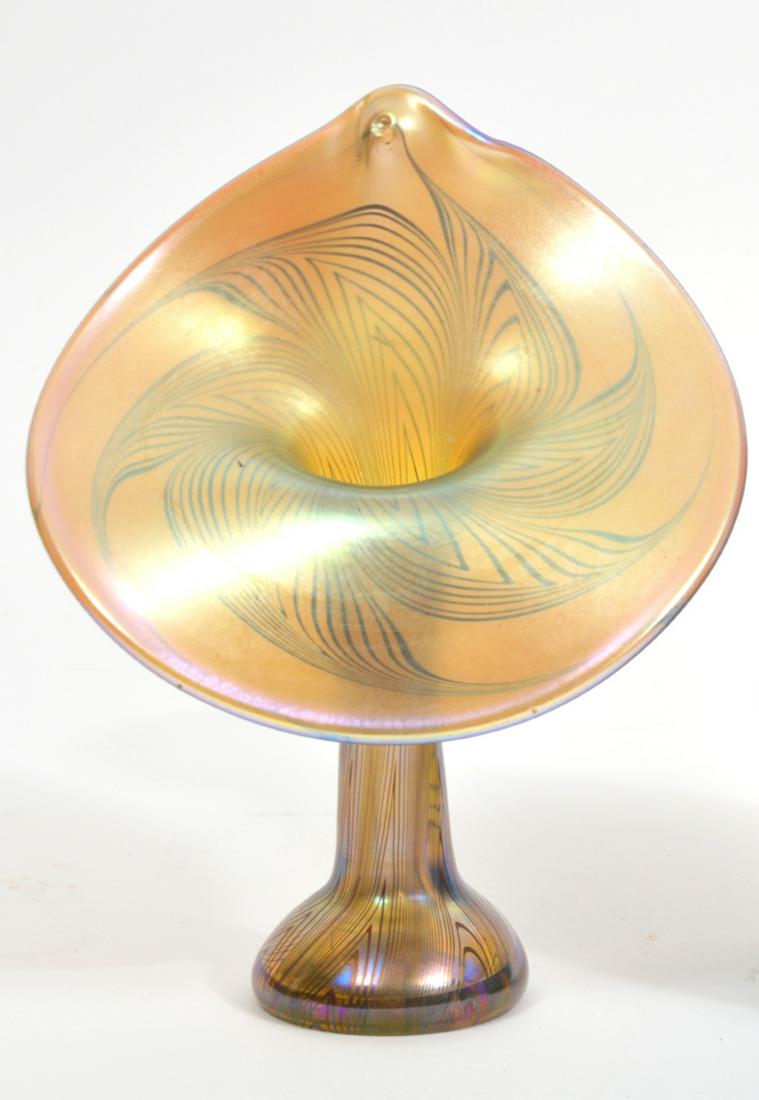 Lundberg Studios Iridescent Lily Formed Bud Vase (1 of 6)