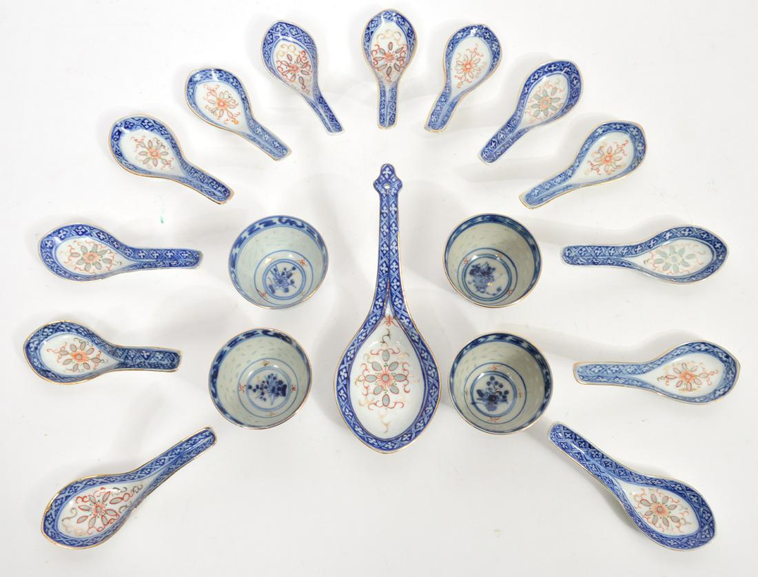 13 Chinese Rice Ware Spoons & 4 Tea Cups (1 of 10)