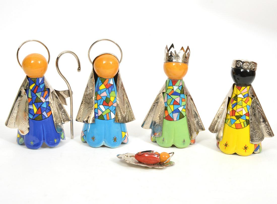 Ecuadorian Glazed Porcelain Nativity Figures (1 of 9)
