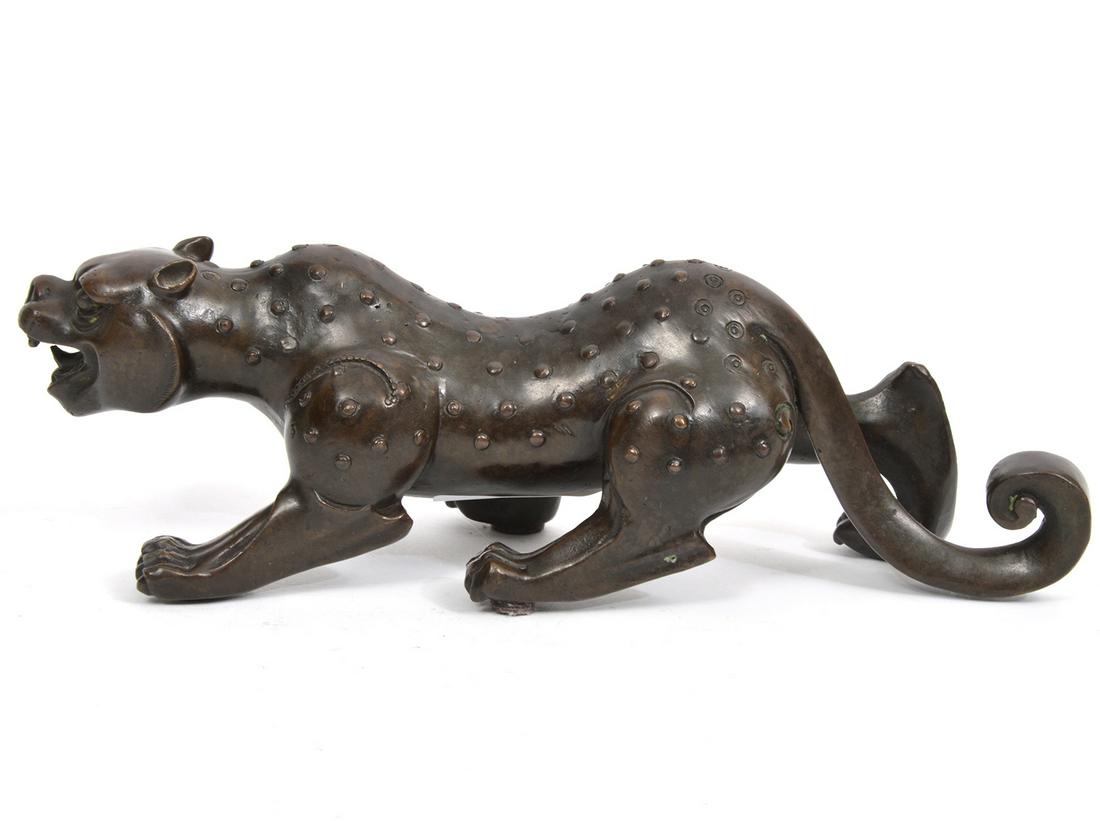 Possibly Chinese Bronze Spotted Cheetah Figure (1 of 8)