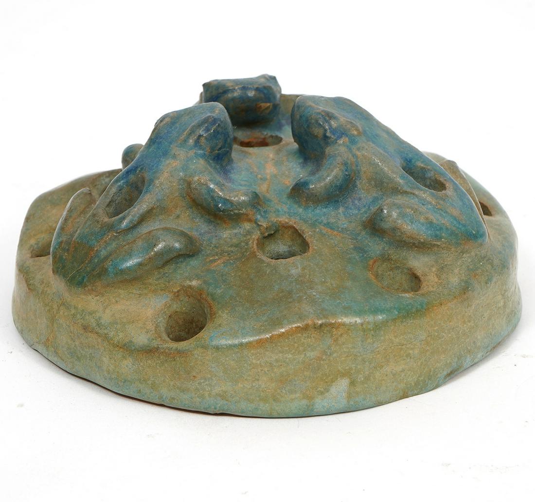 Van Briggle Art Pottery Three Frogs (1 of 6)