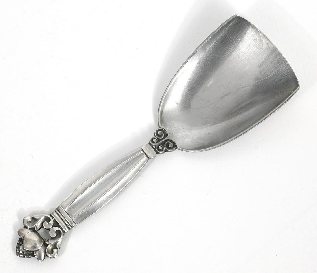 Georg Jensen 'Acorn' Sugar Scoop Sterling Silver (1 of 5)