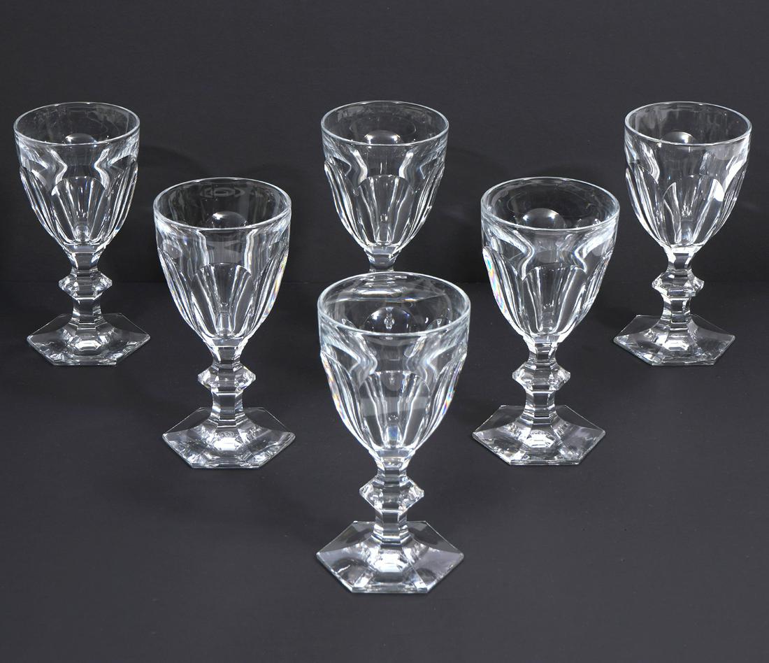 Baccarat Harcourt Tall Water Glasses 6Pc: 6 Pc Baccarat Harcourt tall water glasses, cut-out panel, multi sided foot, measures 6.5" x 3.5".Condition report: Good condition, no issues, Please examine all photos closely. Contact C. Biddle Aucti