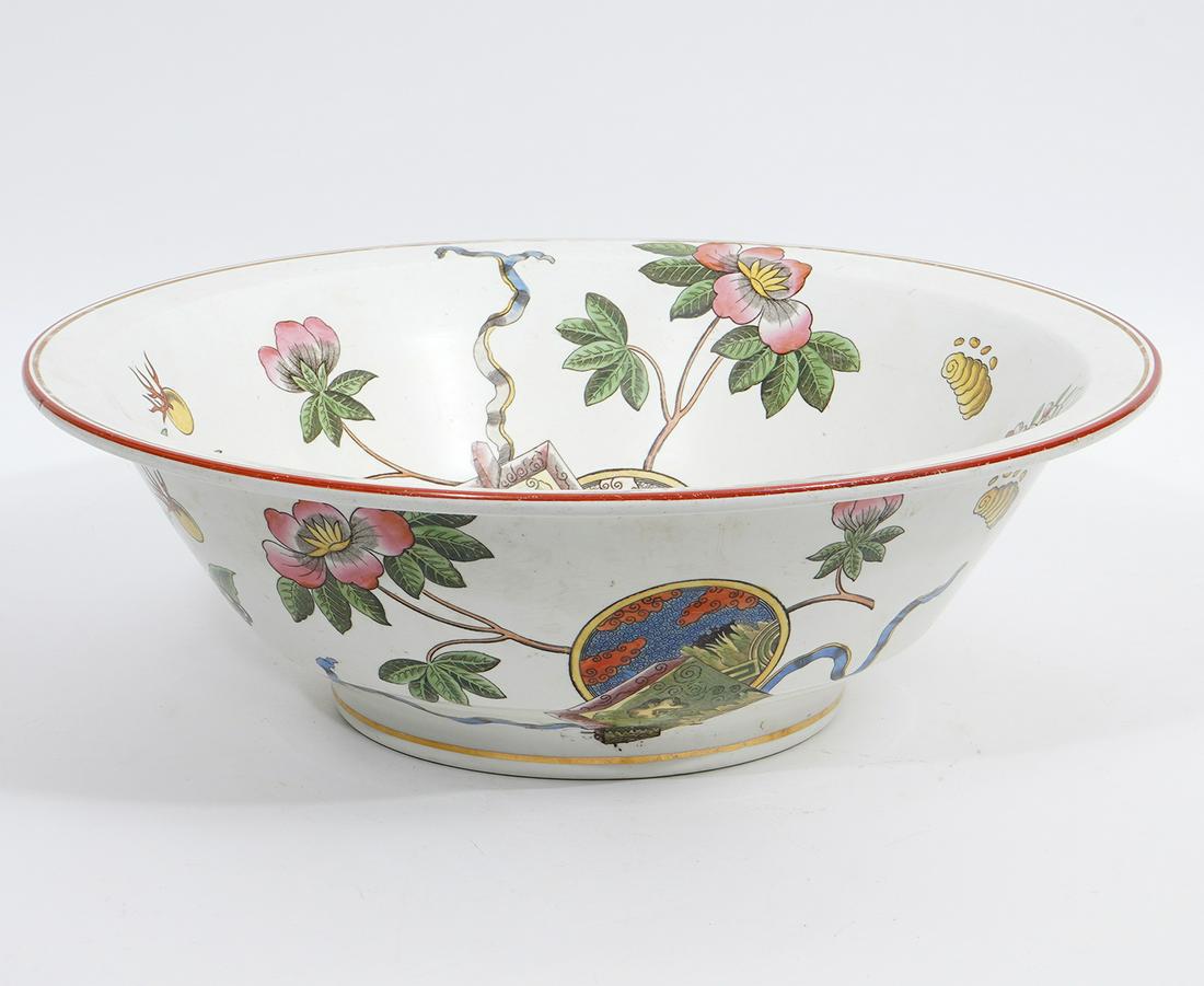 George Jones 'Cuba' Pattern Majolica Large Bowl: George Jones 'Cuba' pattern Majolica large bowl, features chinoiserie-style motif, red and gilt border on edge. Underside hallmarked with English registration, and impressed 'GJ' mark. Condition repor
