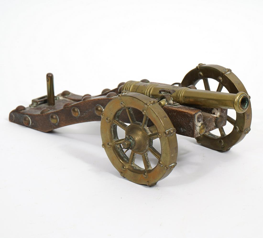 Model Brass Cannon on Wood Carriage (1 of 8)