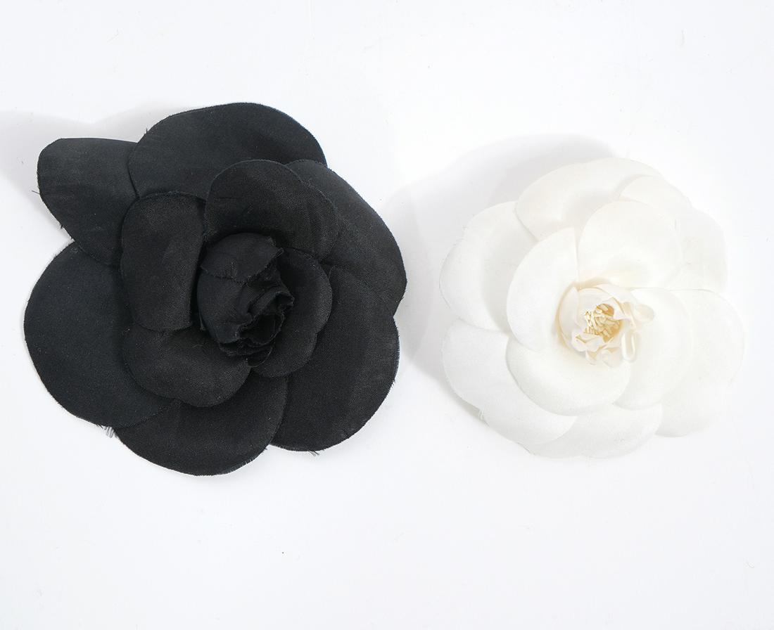 Two Chanel Black and White Silk Flower Brooches (1 of 4)