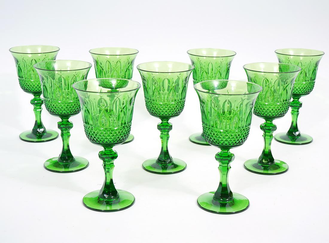9 Mario Luca Giusti Green Acrylic Wine Goblets: Set of 9 Italian Mario Luca acrylic wine goblets, measures 7"H x 3.75"W. Condition report: Common wear for use, please examine all photos closely. Contact C. Biddle Auction Gallery for more detailed i