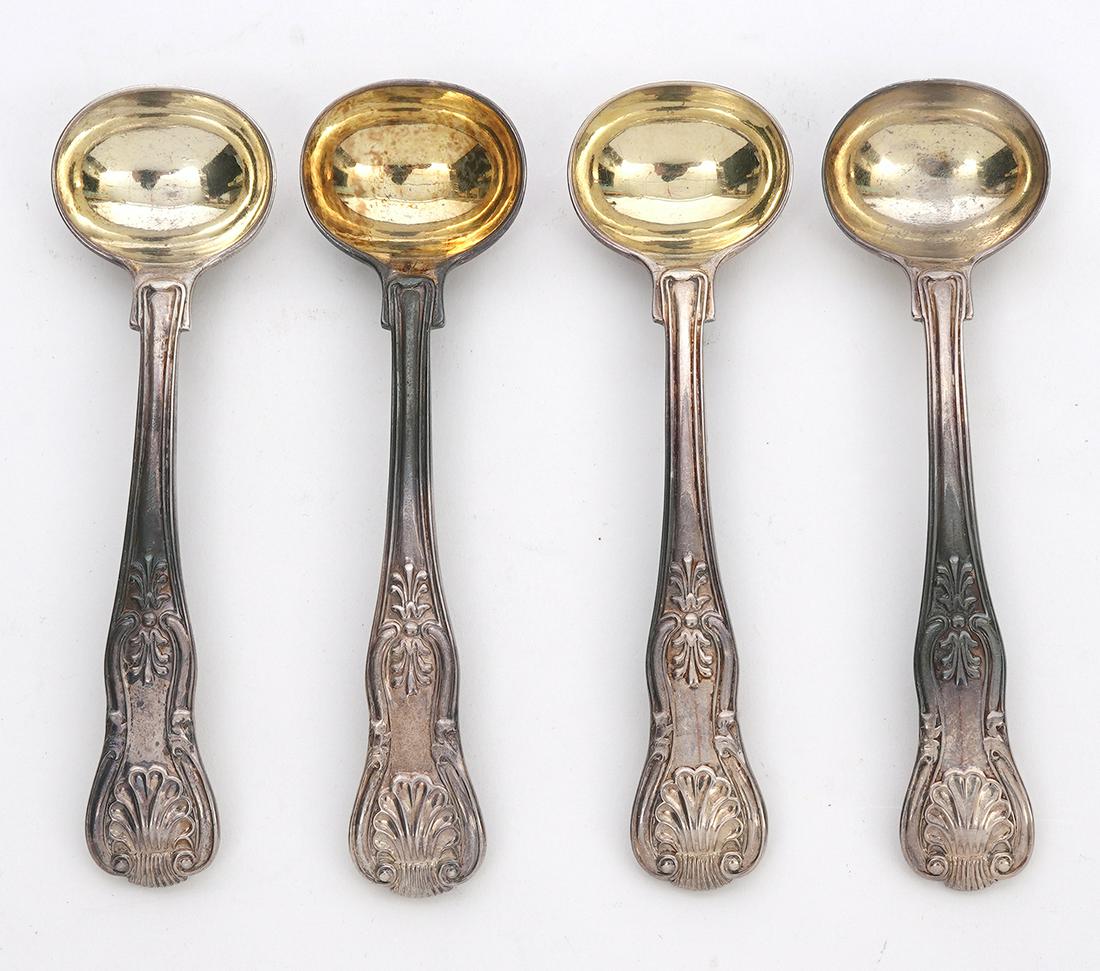 Four English Sterling Silver Master Salt Spoons (1 of 7)
