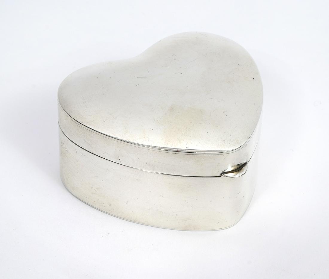 Tiffany & Co. Sterling Heart Trinket Box (1 of 8)