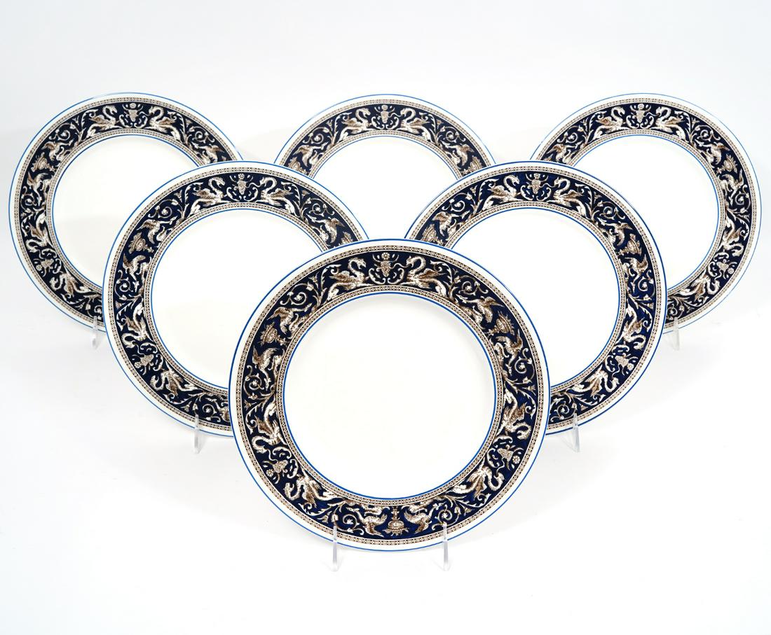 6 Wedgwood Florentine Dinner Plates: 6 Wedgwood Dinner Plates Florentine Dark Blue Rim (No Center Design). 10.75â€™â€™ Condition report: No issues seen. Please examine all photos closely. Contact C. Biddle Auction Gallery for m