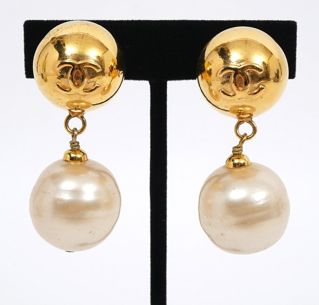 Chanel Gold-Tone Faux Pearl Clip Earrings (1 of 5)
