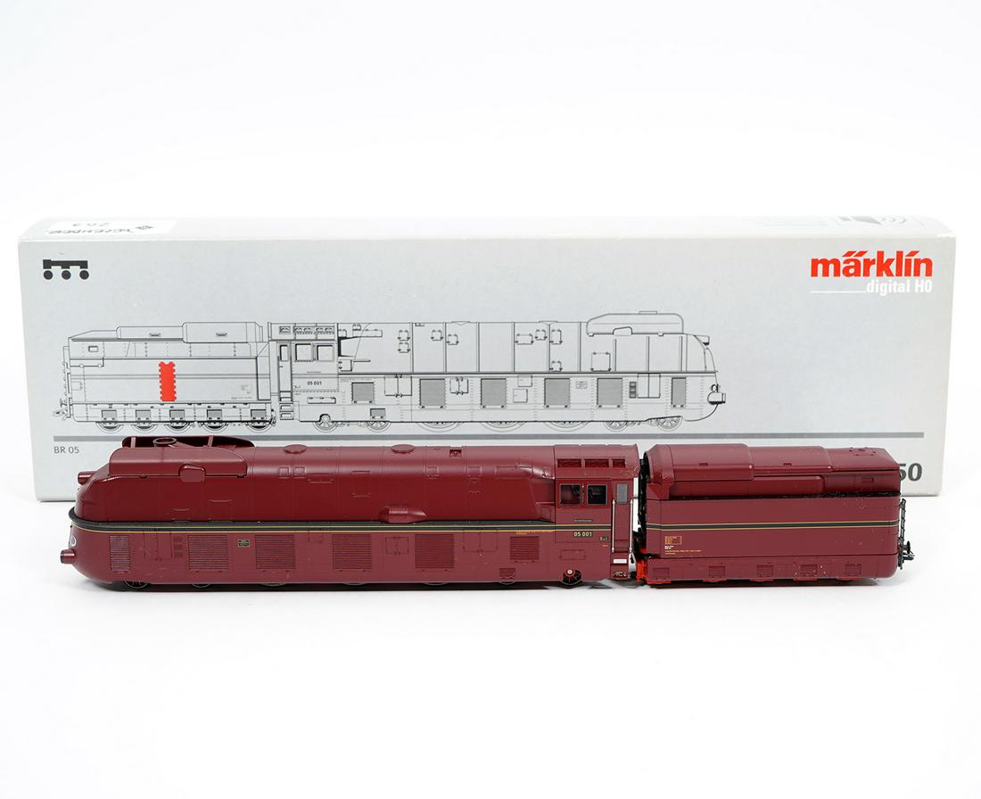 Marklin Digital Locomotive HO #37050 Train (1 of 8)