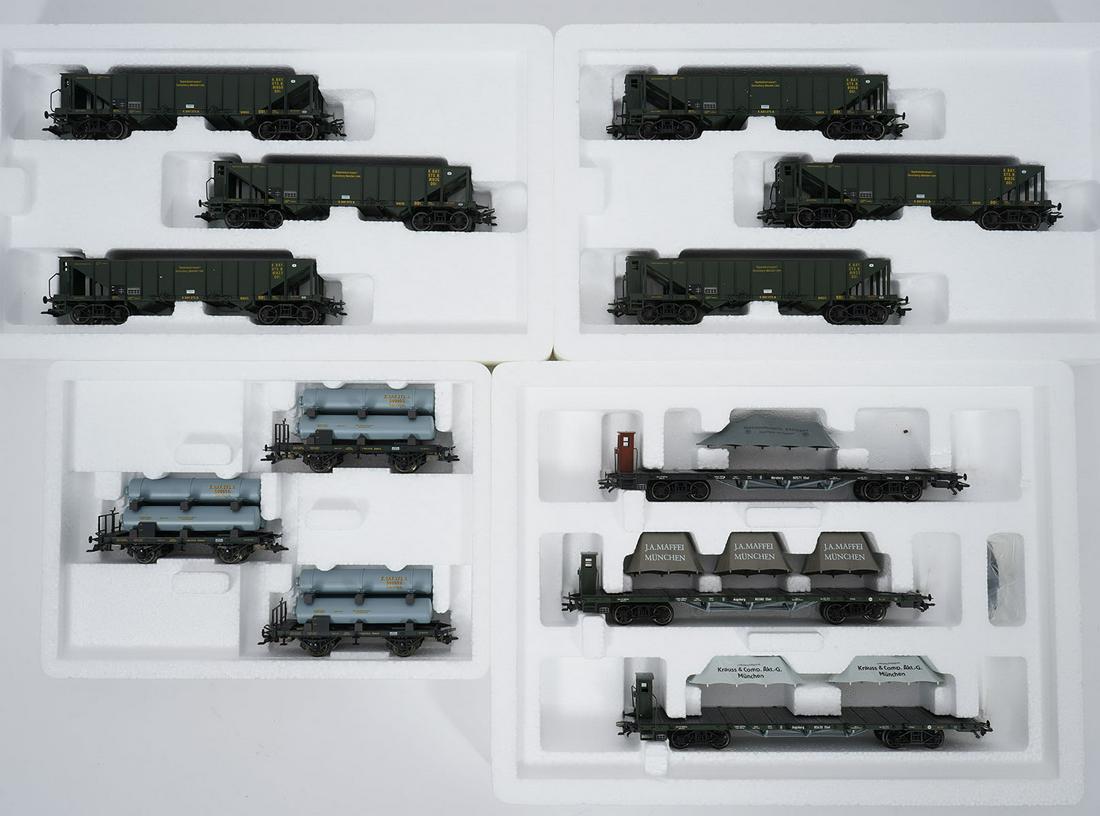 4 Marklin Train Cars #46600 / 46801 / 46283 (1 of 9)