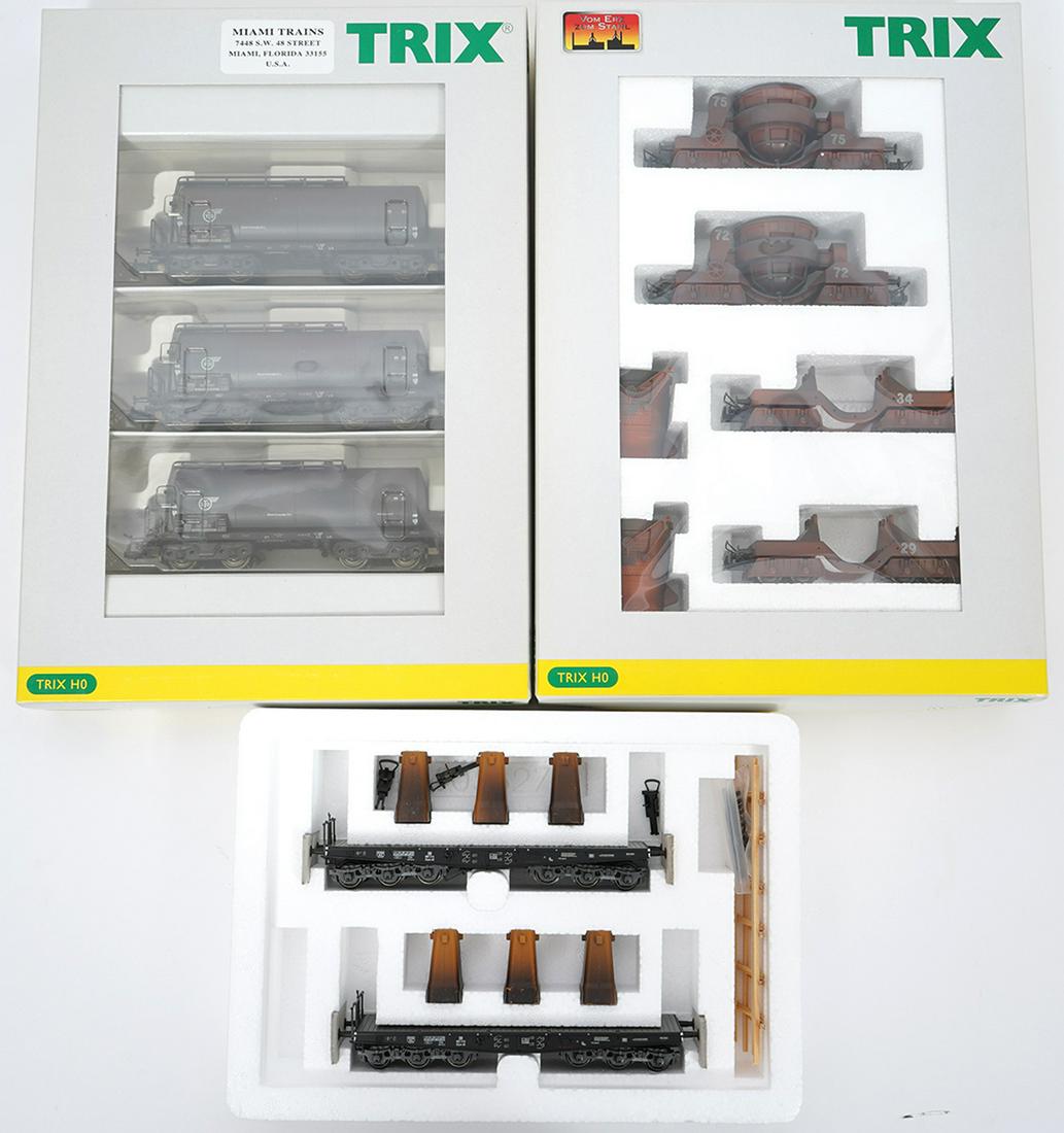 3 Marklin TRIX Train Car #23808, 23922, 23954 (1 of 5)