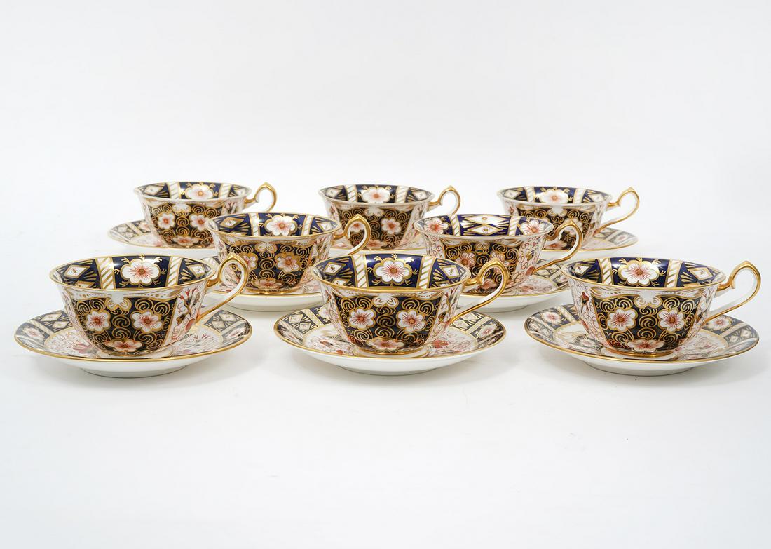 Royal Crown Derby Imari 8 Cups & Saucers: Royal Crown Derby Imari English bone china 22K gold rimmed, #245, includes 8 tea cups (2 1/8"H x 4 7/8"W) and 8 saucers (5.75"). Marked on undersides. Condition report: good condition, please see all