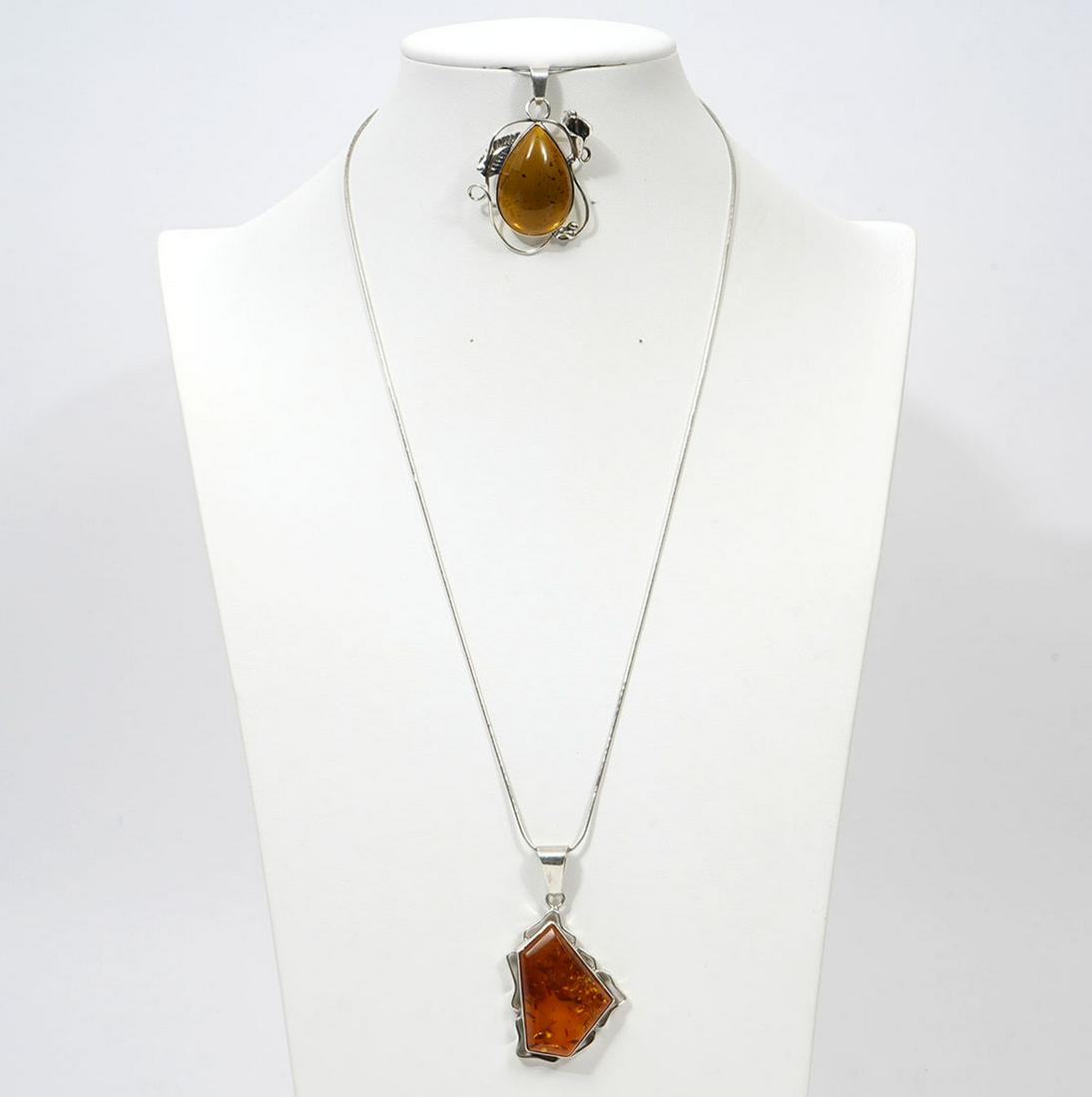 2 vintage Sterling & Amber Pendants and Chain (1 of 7)