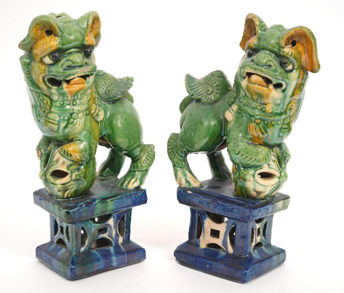 Pair Chinese Sancai Pottery Left Right Foo Dogs (1 of 10)