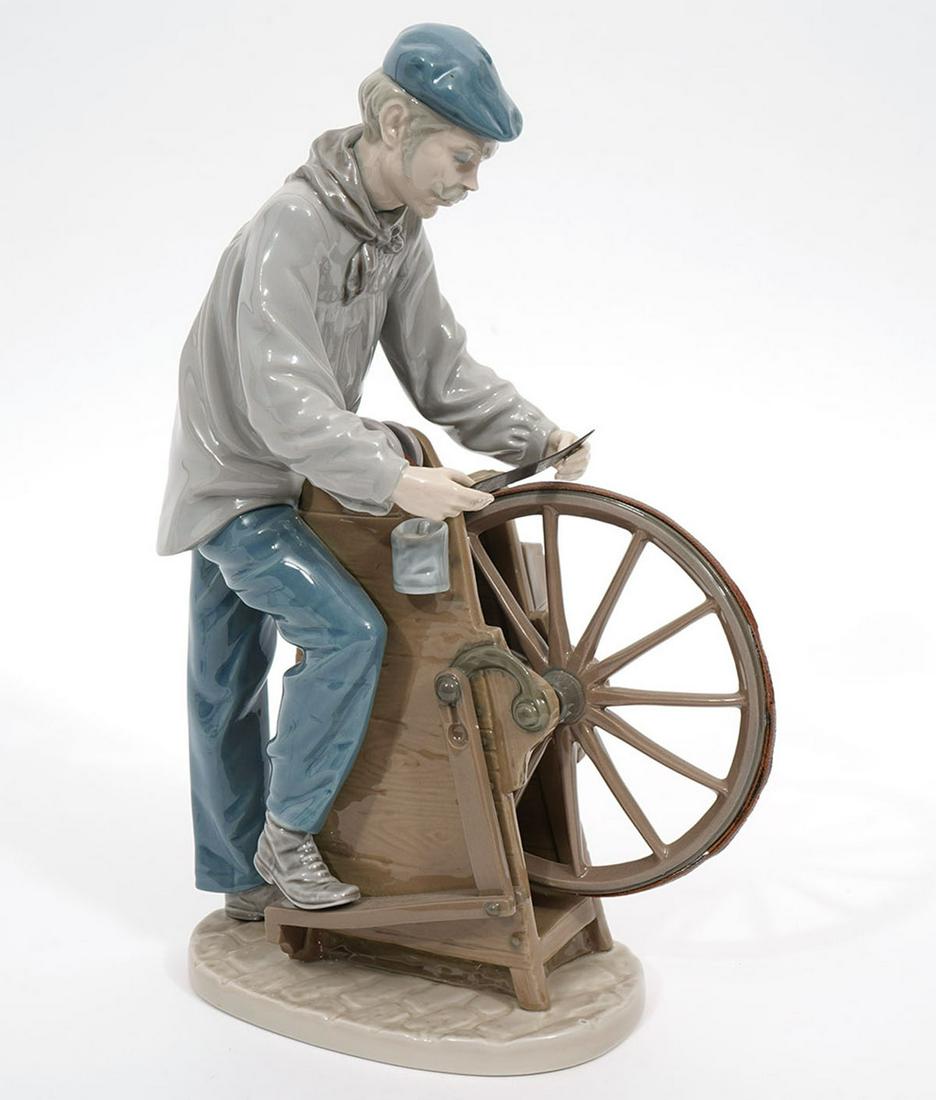 Lladro "Sharpening the Cutlery" Porcelain Figure (1 of 6)