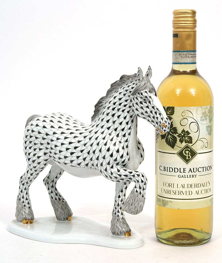 Herend Porcelain Clydesdale Horse Figurine (1 of 7)