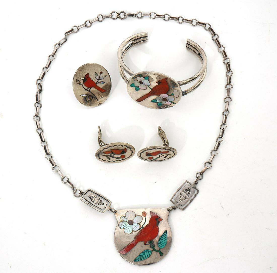 Artisanal Zuni Sterling Jewelry With Inlay (1 of 5)