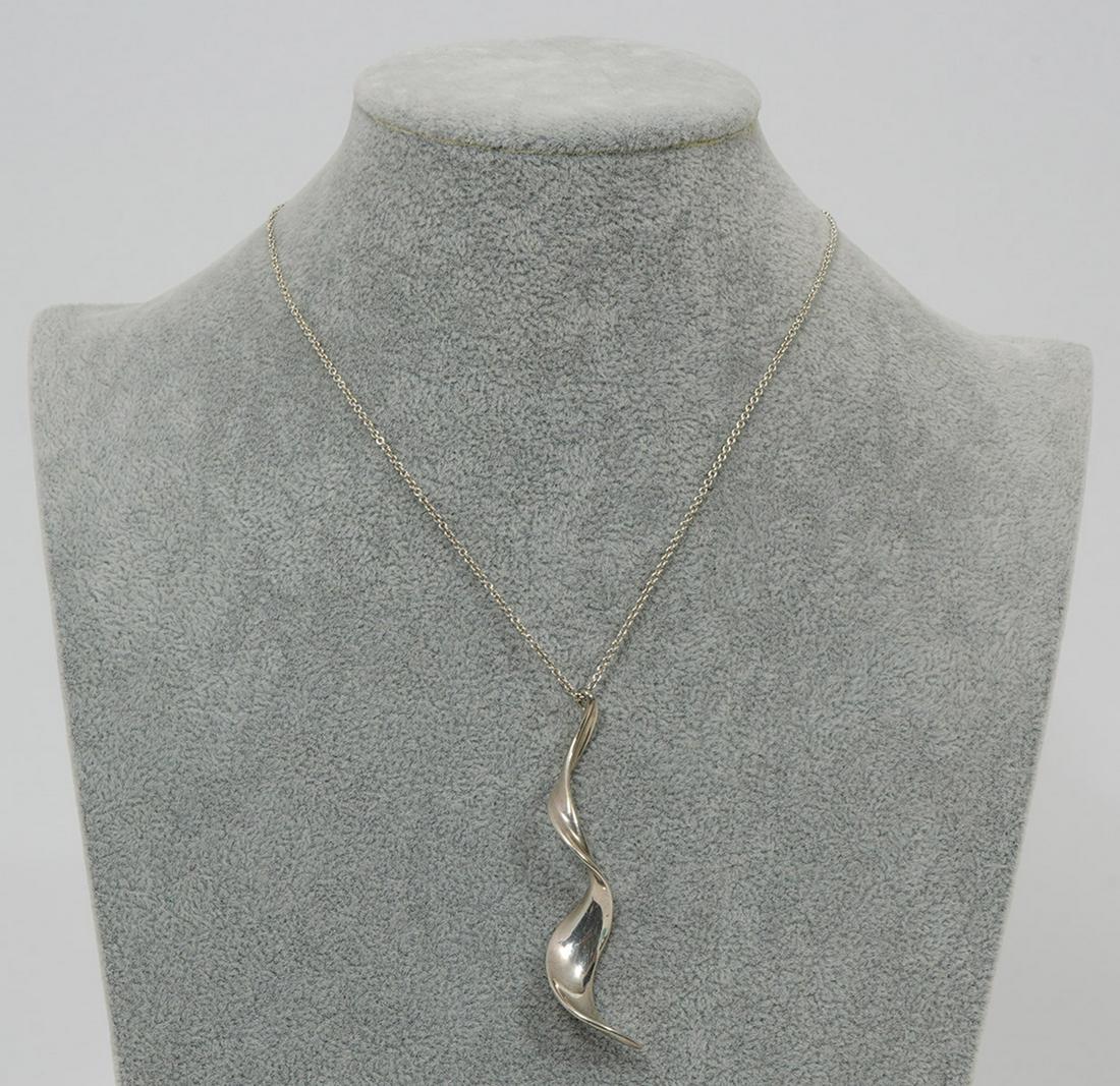 Frank Gehry Signed Tiffany & Co Sterling Necklace (1 of 6)