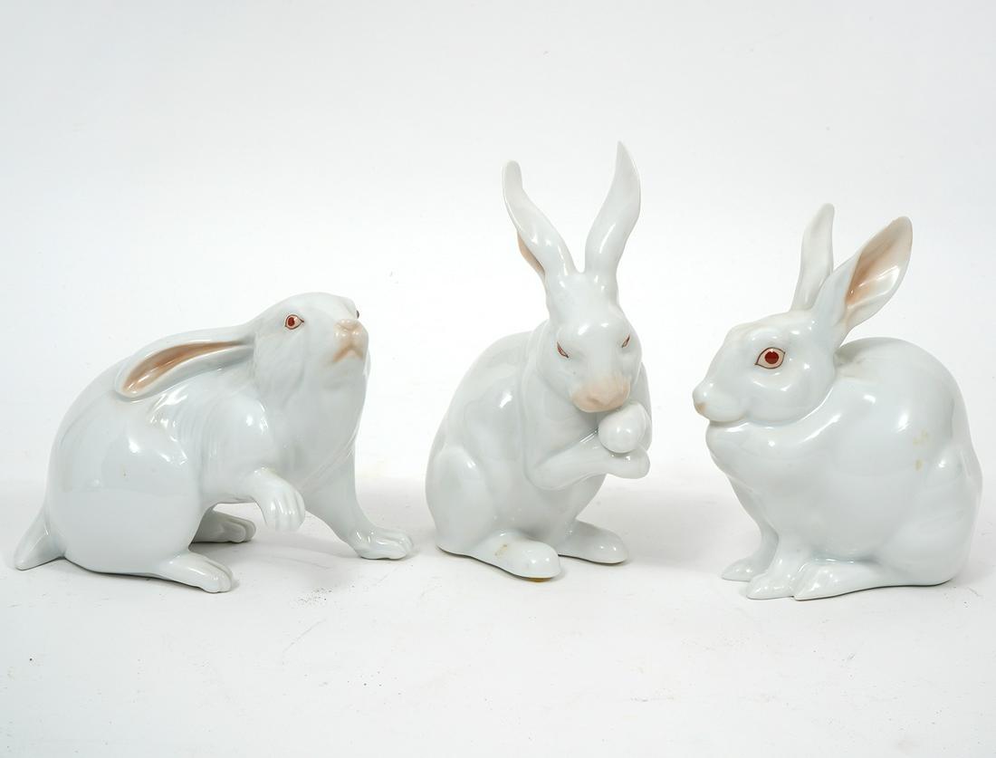 Three Herend White Rabbit figures (1 of 6)