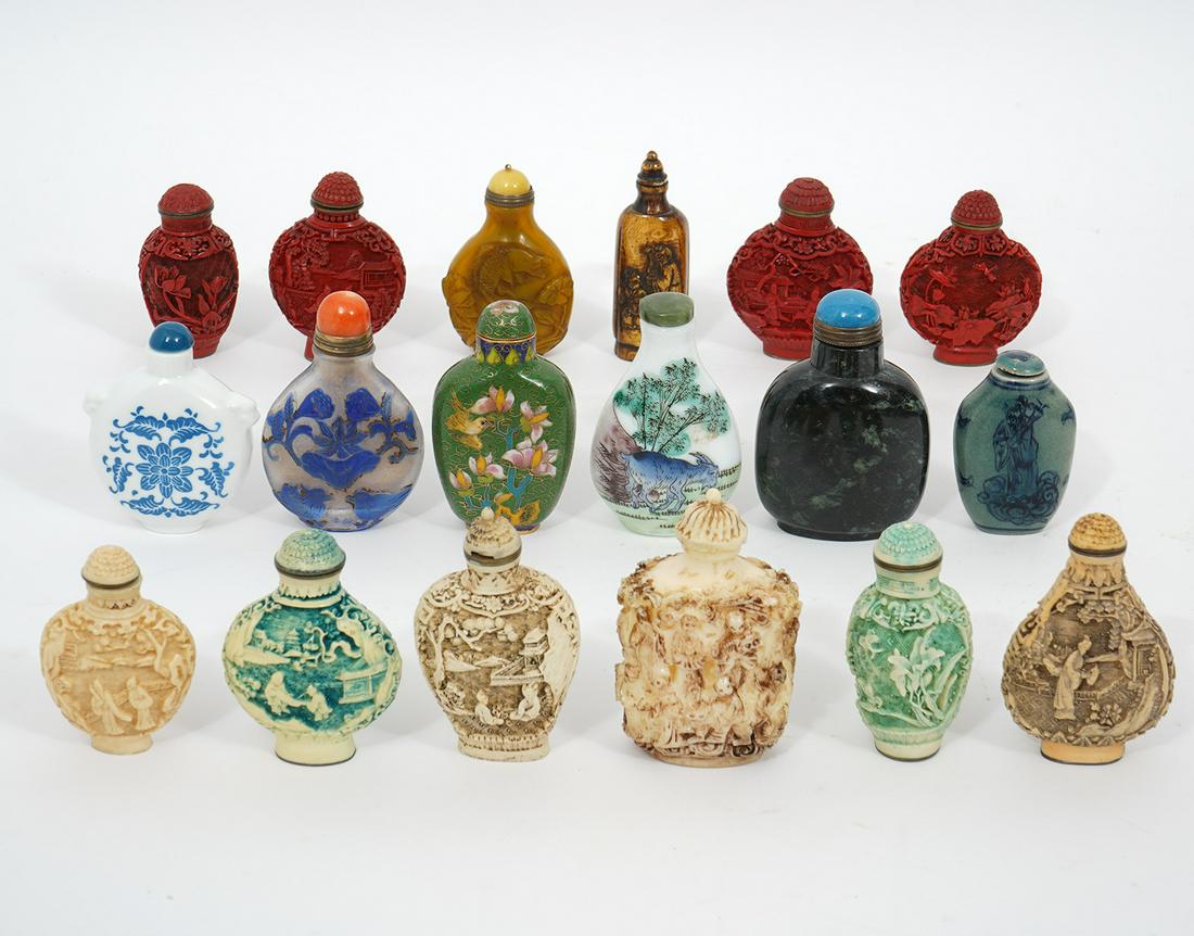 18 Chinese Mixed Materials Snuff Bottles (1 of 14)