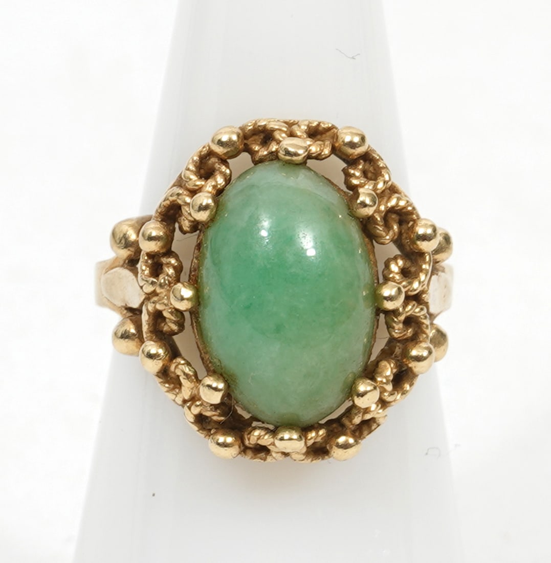 14K Yellow Gold Jade Cabochon Ring (1 of 8)