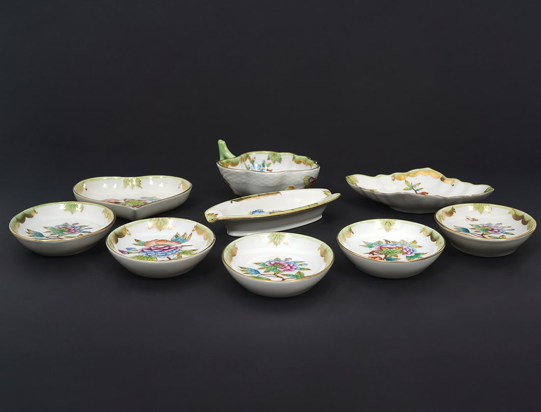 Herend 'Queen Victoria' Trinket Dishes 9Pc (1 of 5)