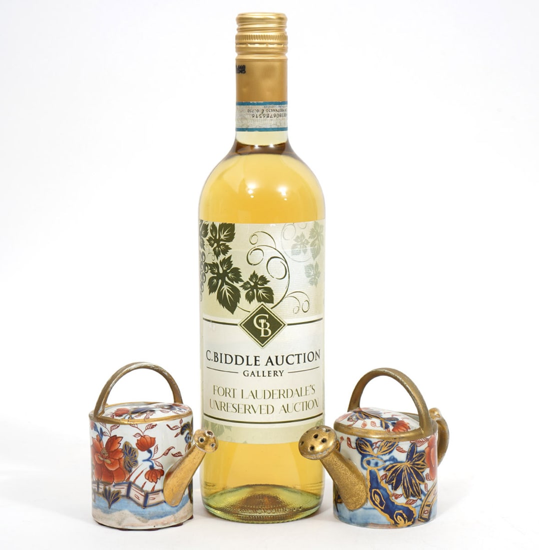 Two Mason's Ironstone Imari Watering Cans (1 of 8)