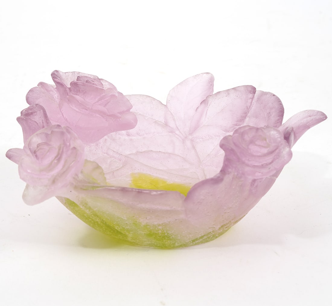 Daum French Pate-de-Verre Rose Bowl: Daume French Pate-de-Verre glass bowl accented with roses and leaves. Signed underside. Measures 2"H x 4.5"W. Condition report: Good condition, no issues, please examine all photos closely. Contact C.