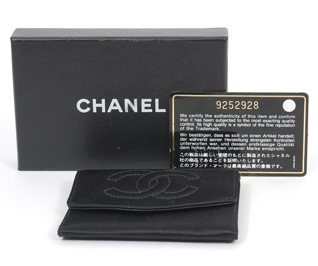 Chanel Bi-Fold Leather Monogram Wallet (1 of 5)