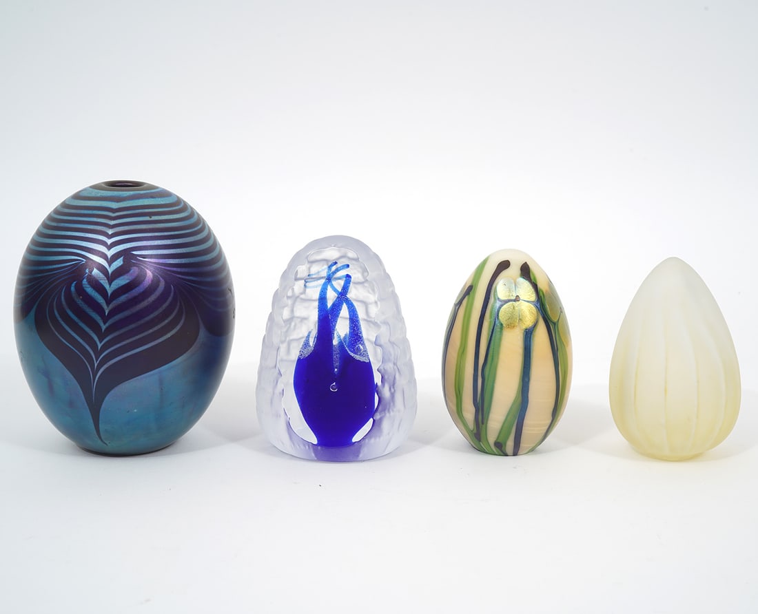 Mixed Lot of Art Glass (1 of 8)