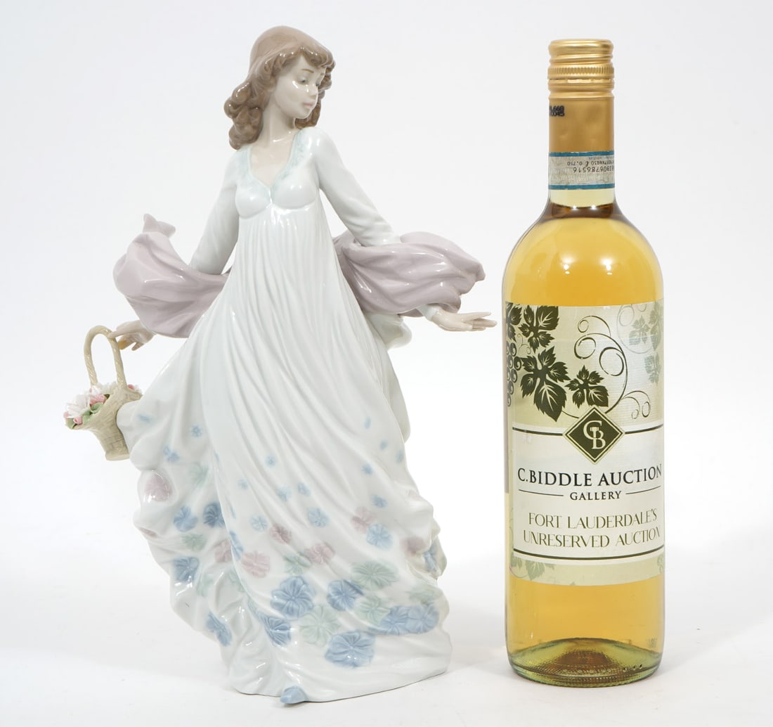 Lladro "Spring Splendor" Porcelain Figure (1 of 7)