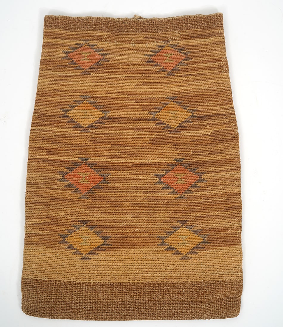 Native American Hand-Woven Corn Husk Bag (1 of 6)