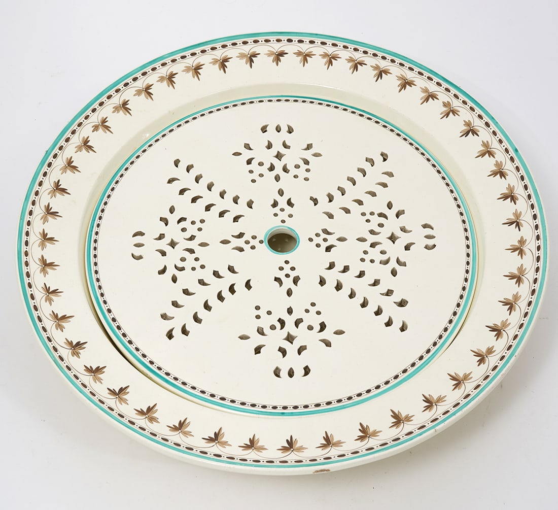 Large Wedgwood Platter with Mazarine (1 of 10)