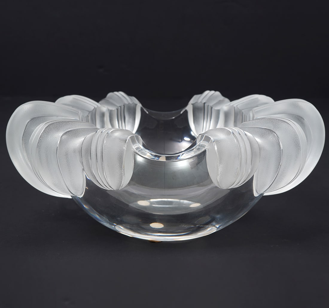 Lalique "Athena" Frosted & Clear Cigar Ashtray (1 of 7)