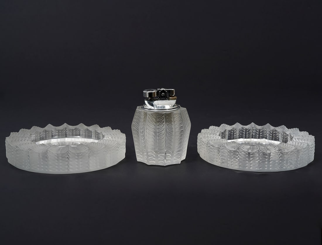2 Lalique 'Jamaique' Ashtrays & 1 Table Lighter (1 of 4)