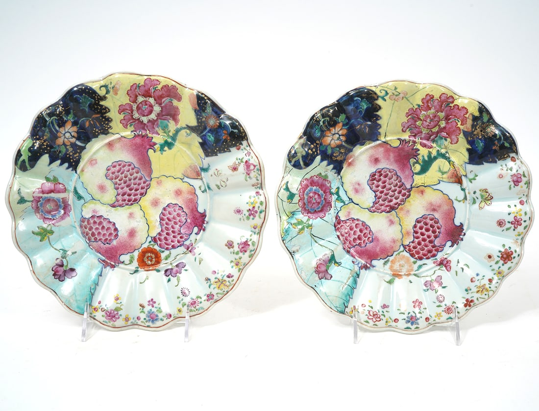 Two Chinese Export Tobacco Leaf Plates (1 of 9)