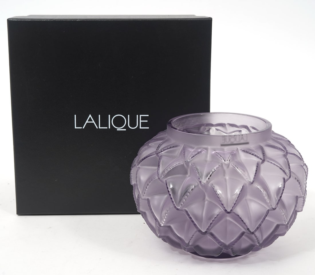 Lalique "Languedoc" French Crystal Vase (1 of 6)