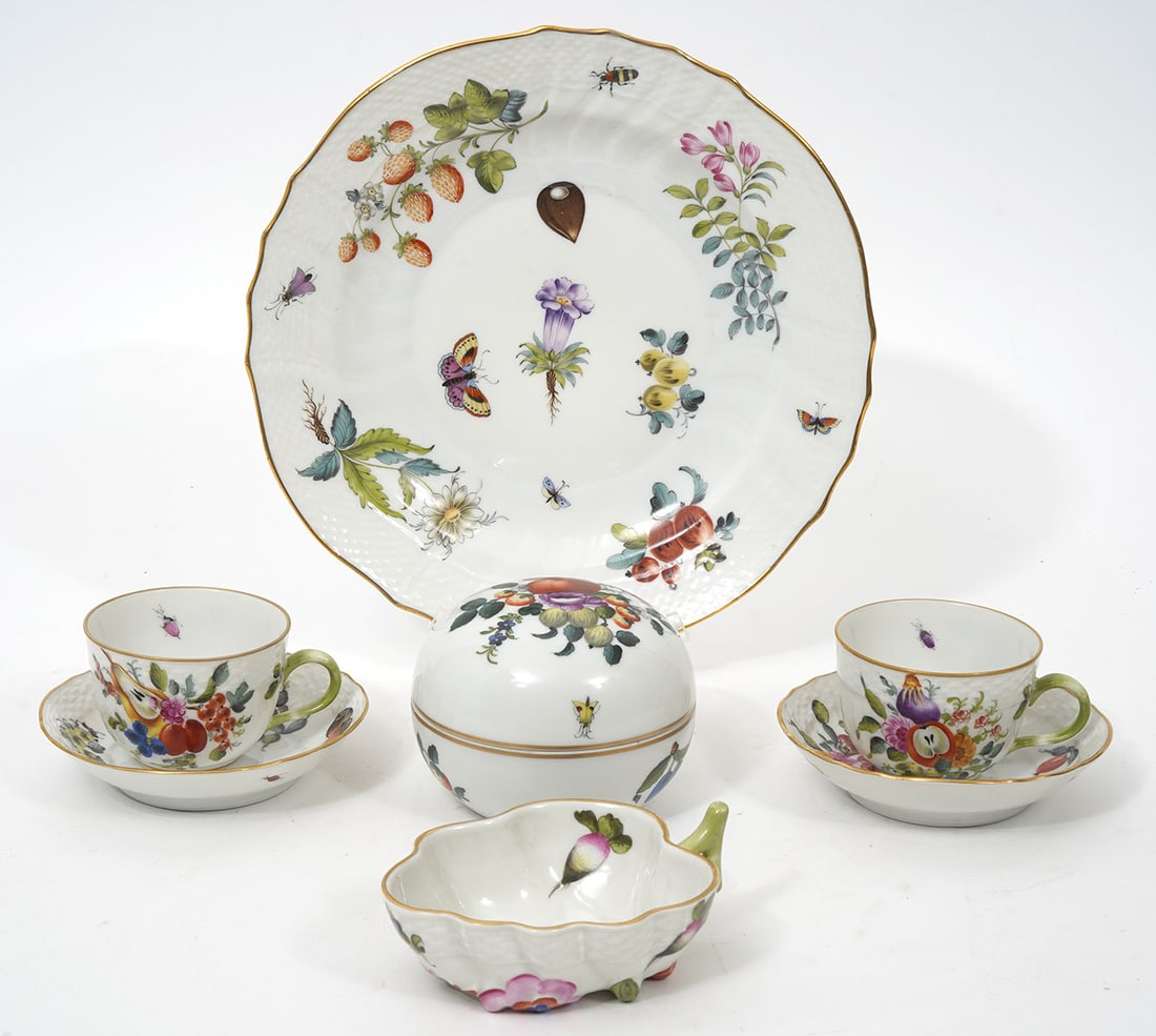 7 Pcs Herend Fruit & Flowers Porcelain (1 of 5)
